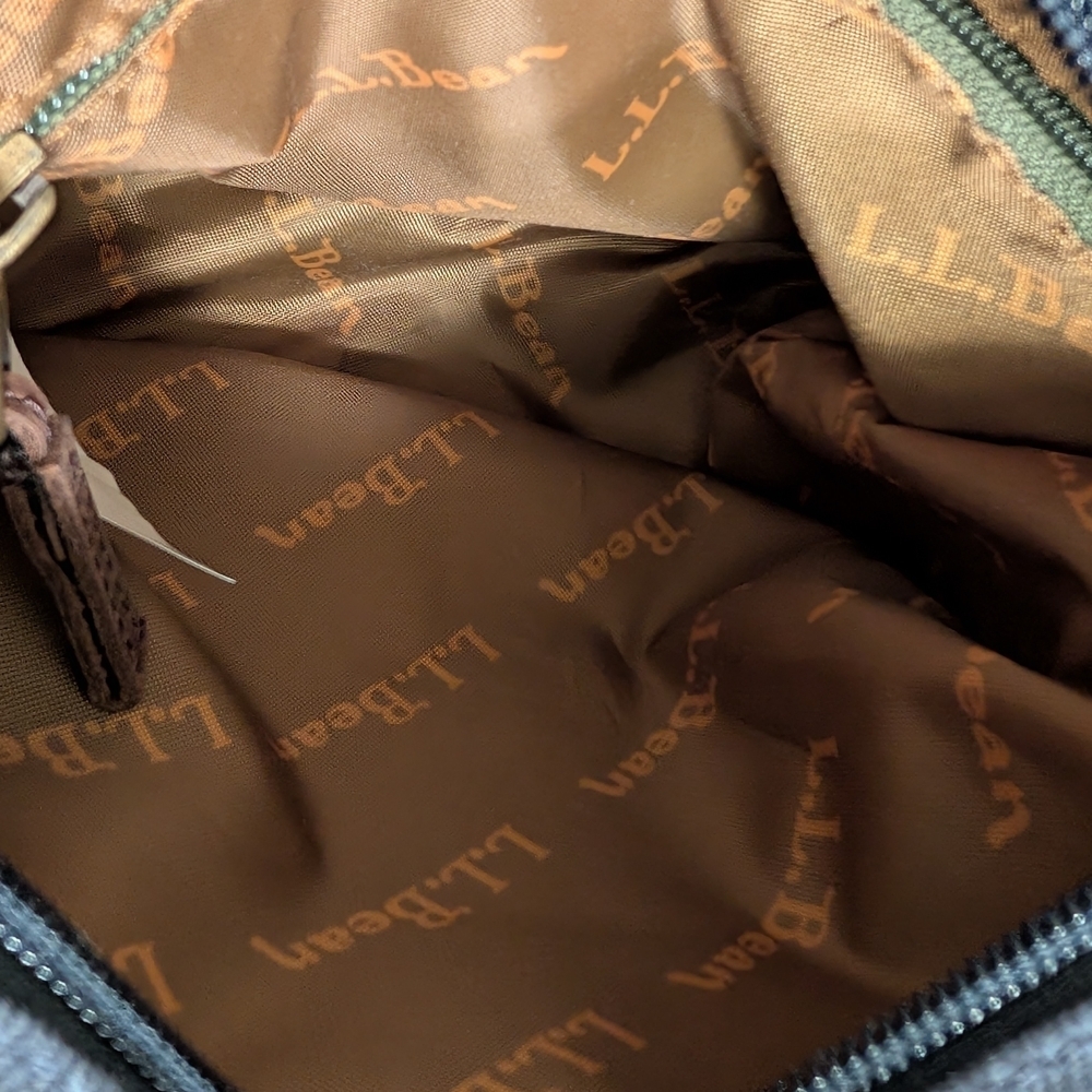 Like New L.L.Bean Waxed Canvas Crossbody‎ 7"H x 7"W x 3"D - Picture 10 of 10